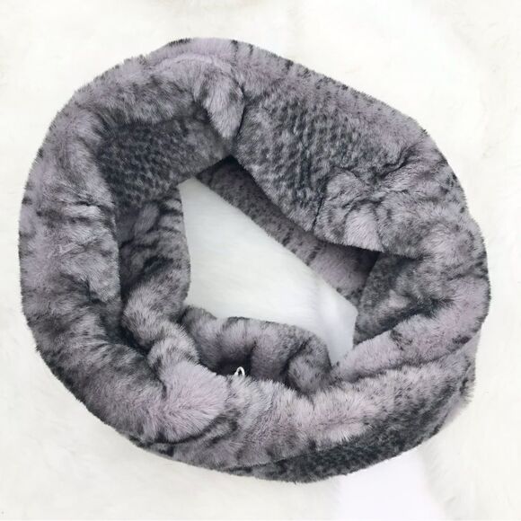 Fadivo NY Gray Black Reptile Print Faux Fur Infinity Cozy Neck Scarf NEW - Picture 5 of 9